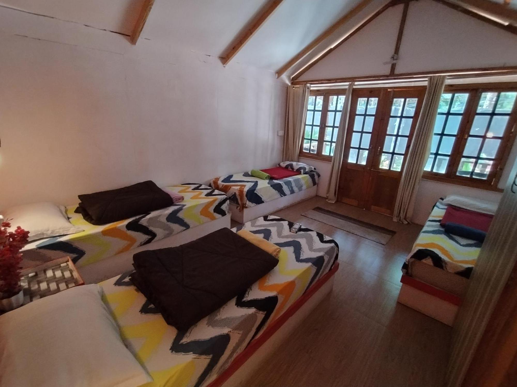Tropical Bay Hostel Bãi biển Bãi biển Palolem Ngoại thất bức ảnh