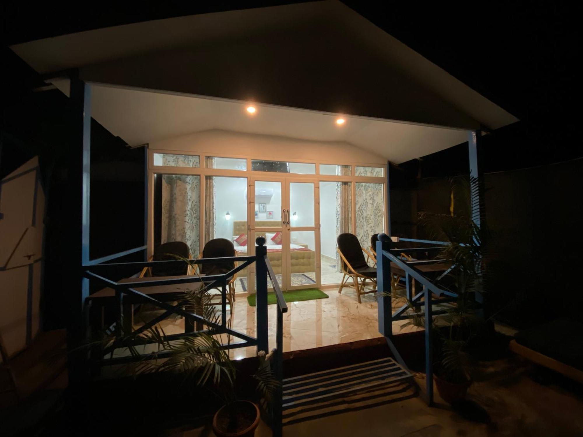 Tropical Bay Hostel Bãi biển Bãi biển Palolem Ngoại thất bức ảnh