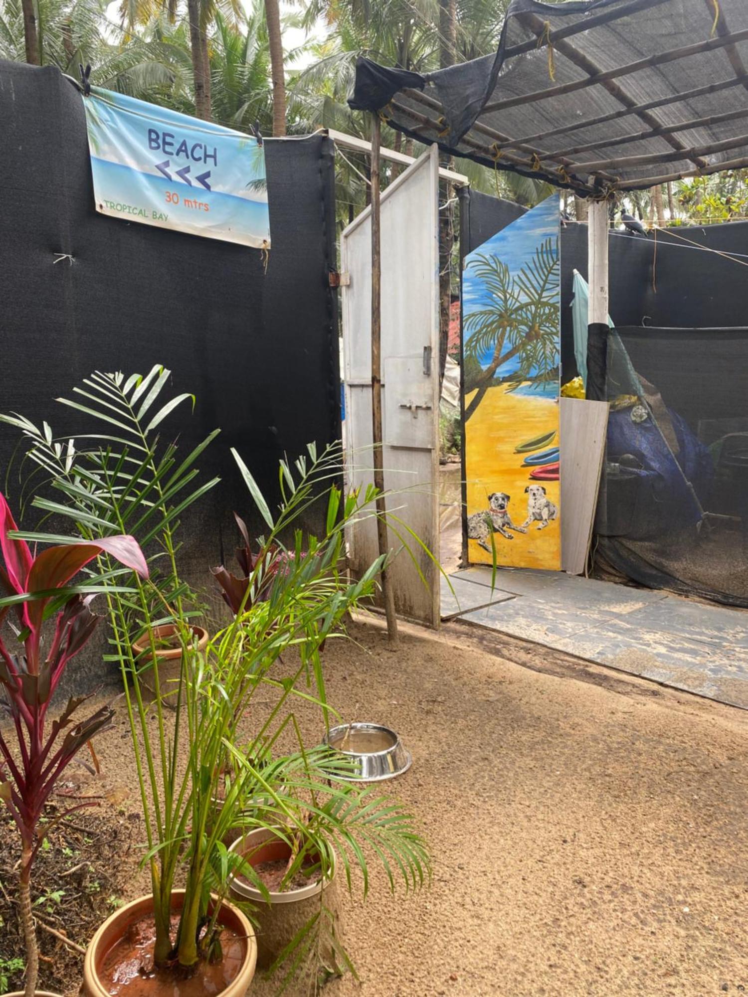 Tropical Bay Hostel Bãi biển Bãi biển Palolem Ngoại thất bức ảnh