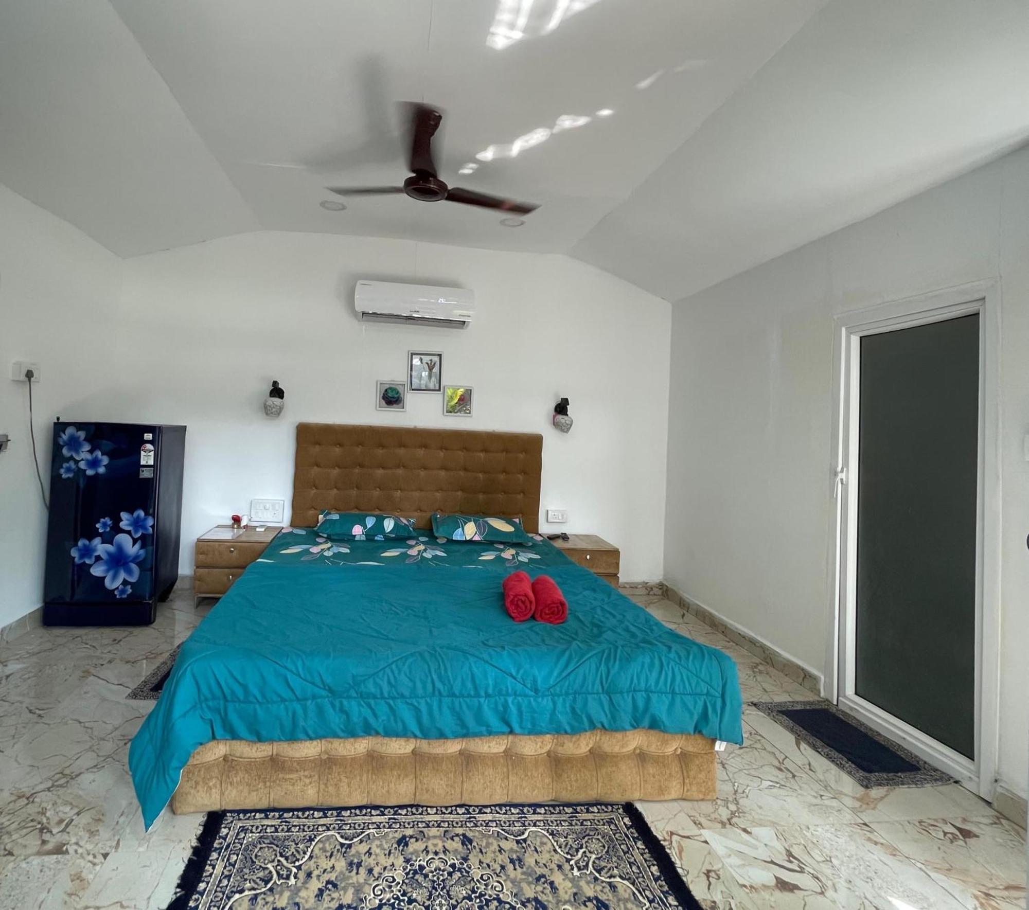 Tropical Bay Hostel Bãi biển Bãi biển Palolem Ngoại thất bức ảnh
