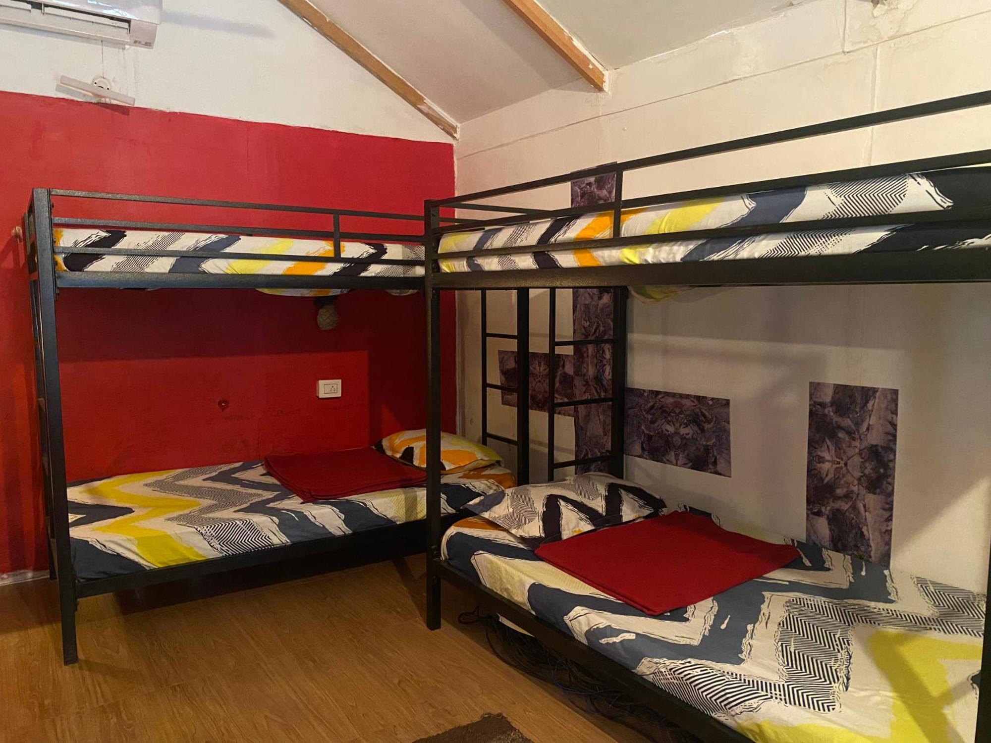 Tropical Bay Hostel Bãi biển Bãi biển Palolem Ngoại thất bức ảnh