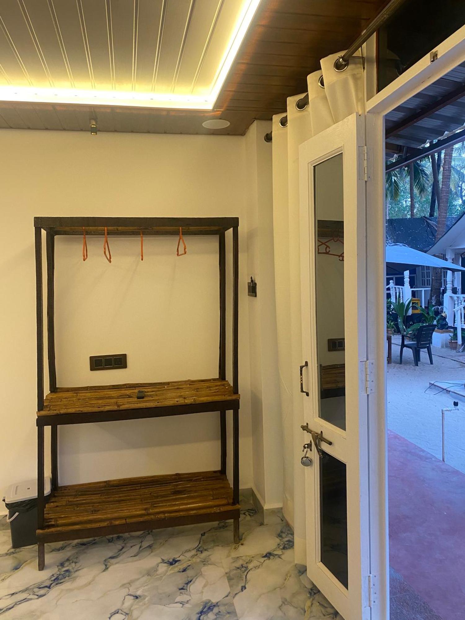 Tropical Bay Hostel Bãi biển Bãi biển Palolem Ngoại thất bức ảnh